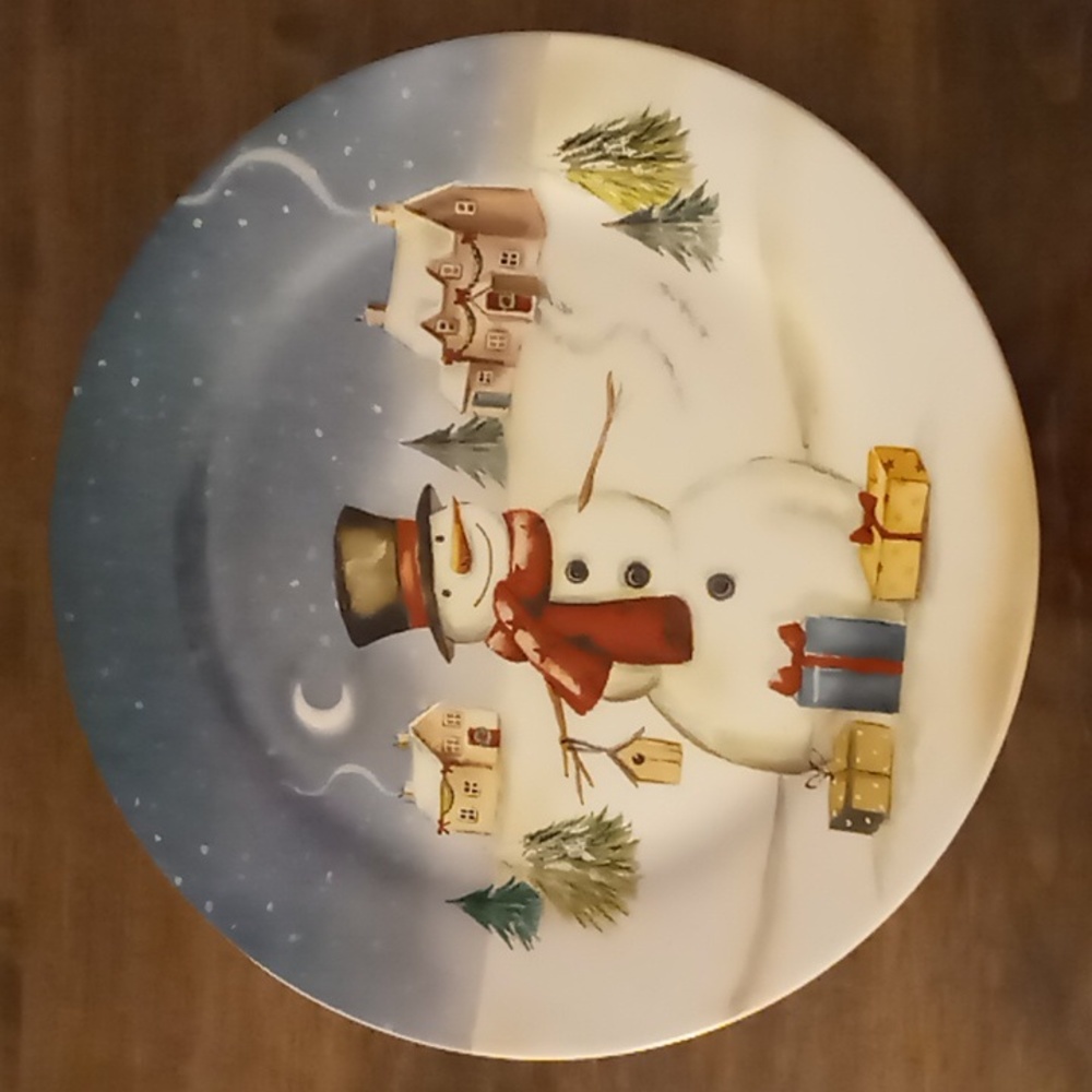 Pier 1 Snowman Christmas 11" Plate